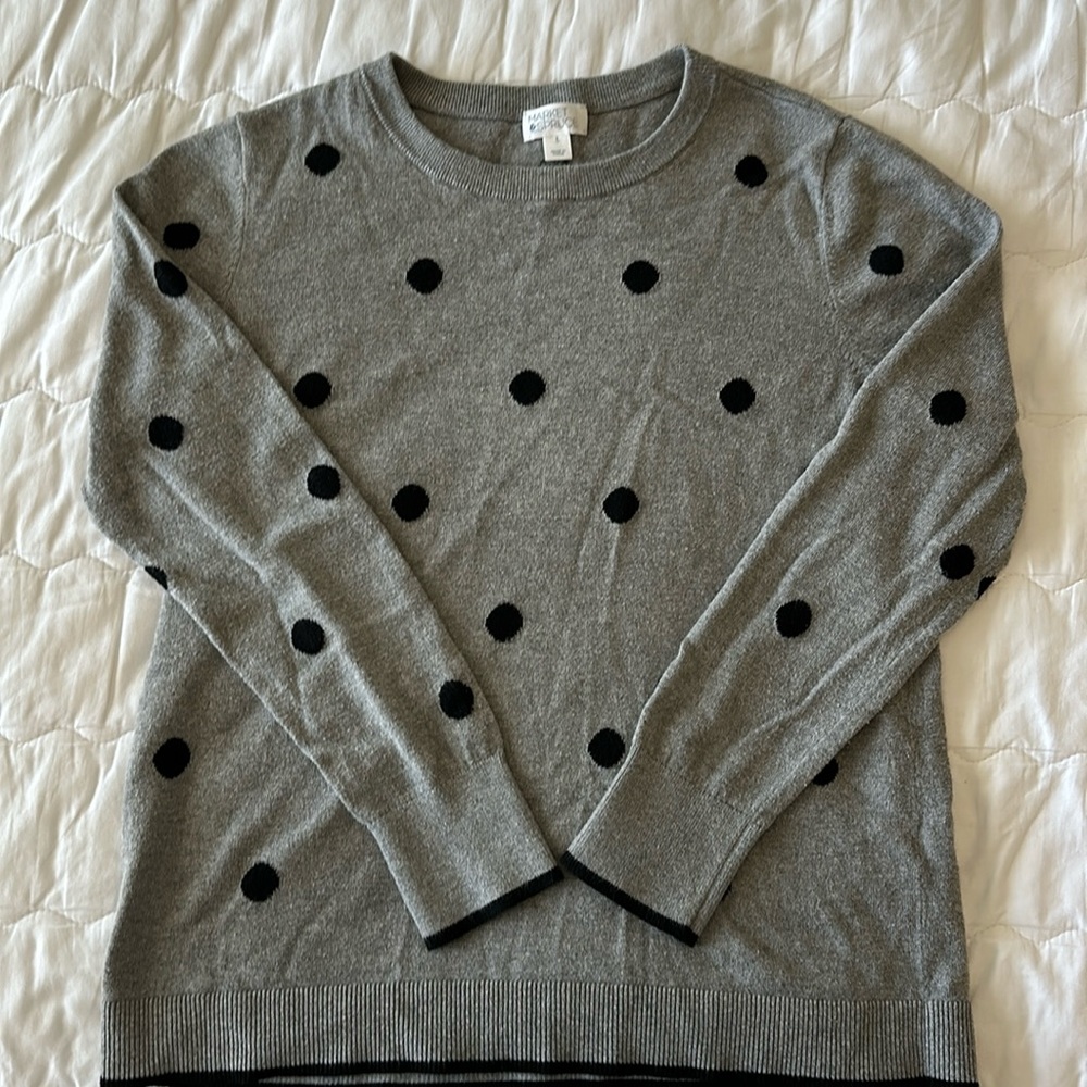 Grey sweater w black polka dots. Size L. Market & Spruce (stitch fix)